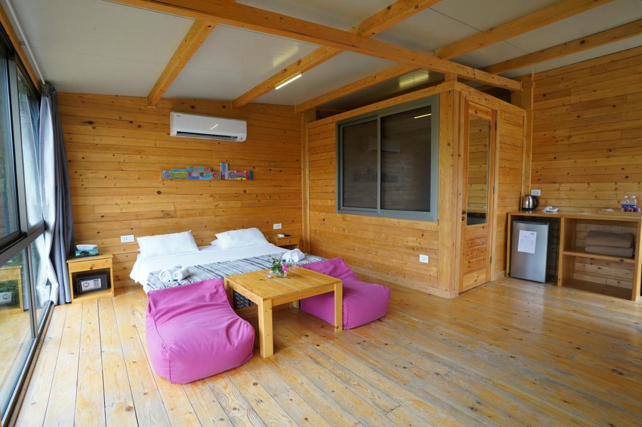 Jezzîne 블루 제이 밸리 B&B 외부 사진