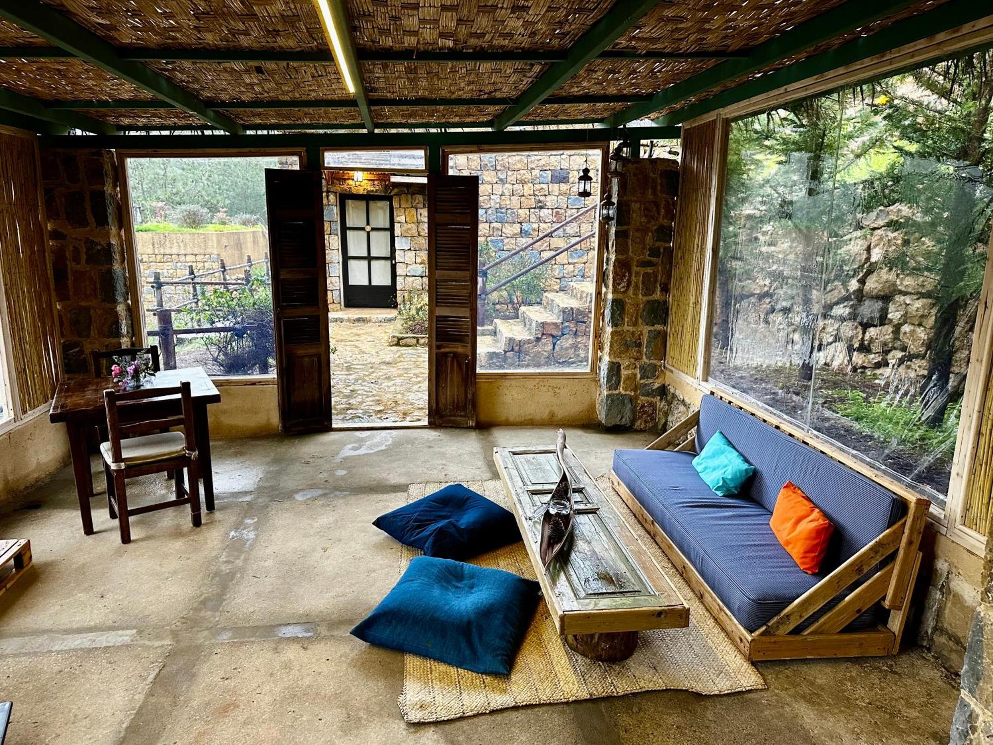 Jezzîne 블루 제이 밸리 B&B 외부 사진