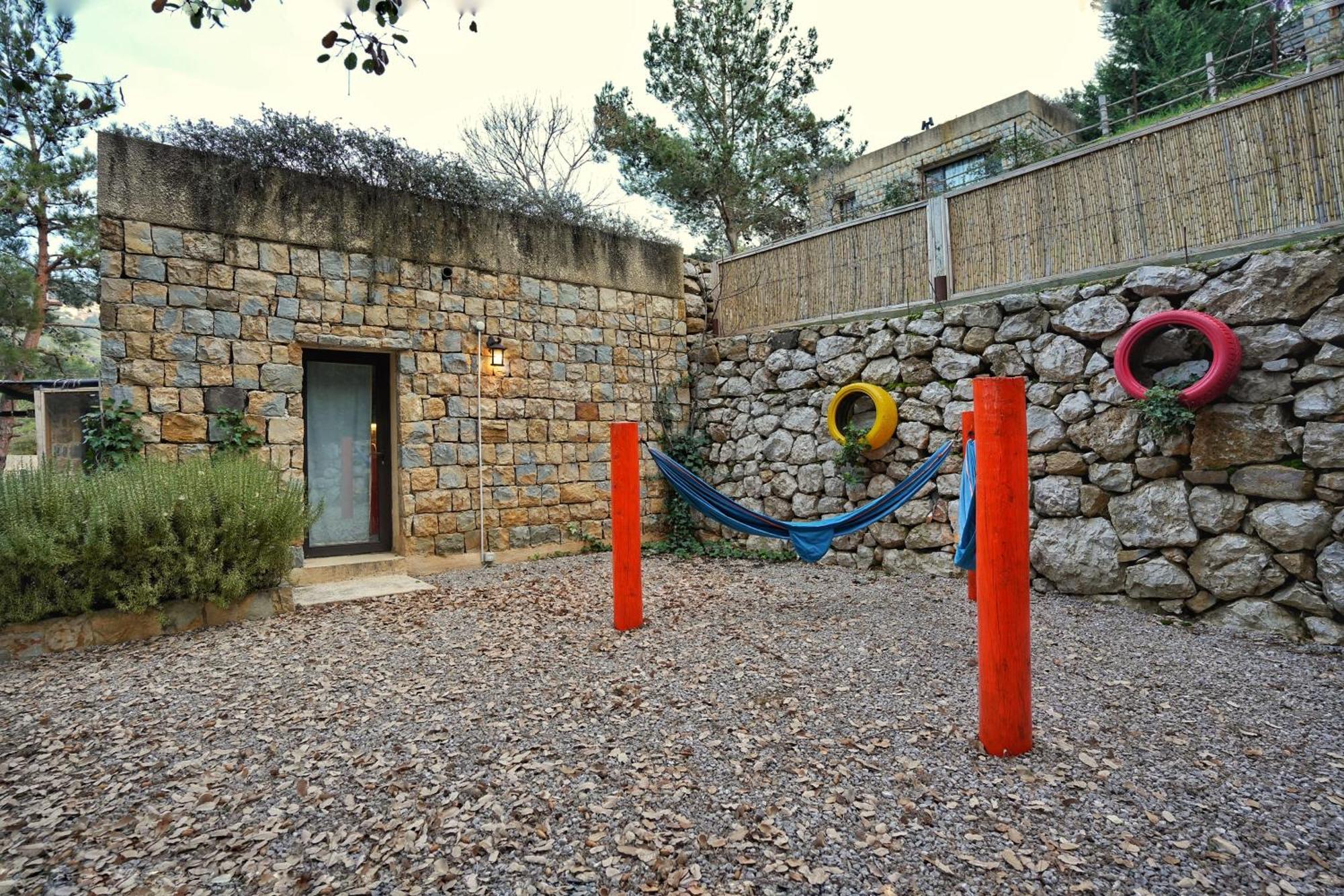 Jezzîne 블루 제이 밸리 B&B 외부 사진