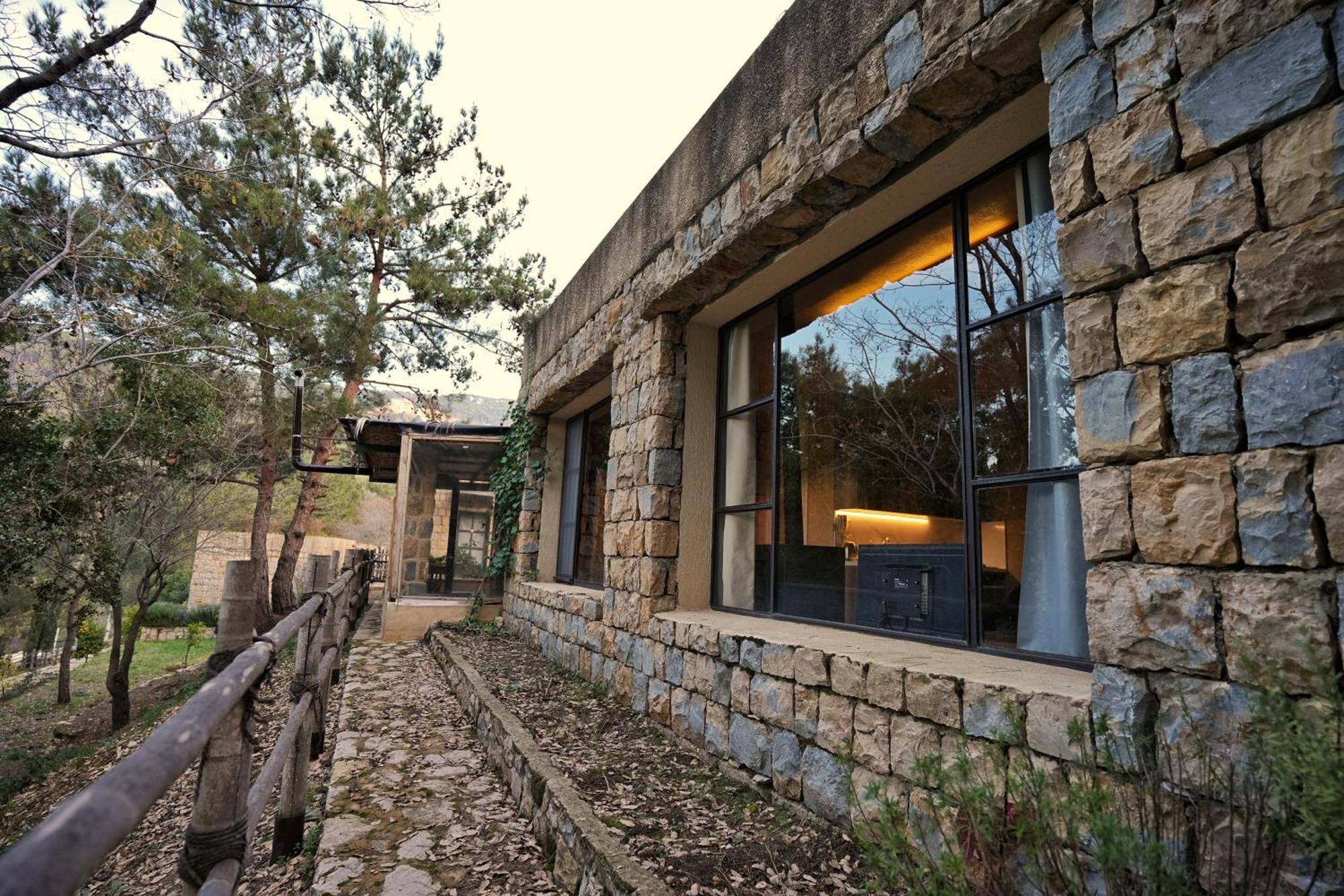Jezzîne 블루 제이 밸리 B&B 외부 사진