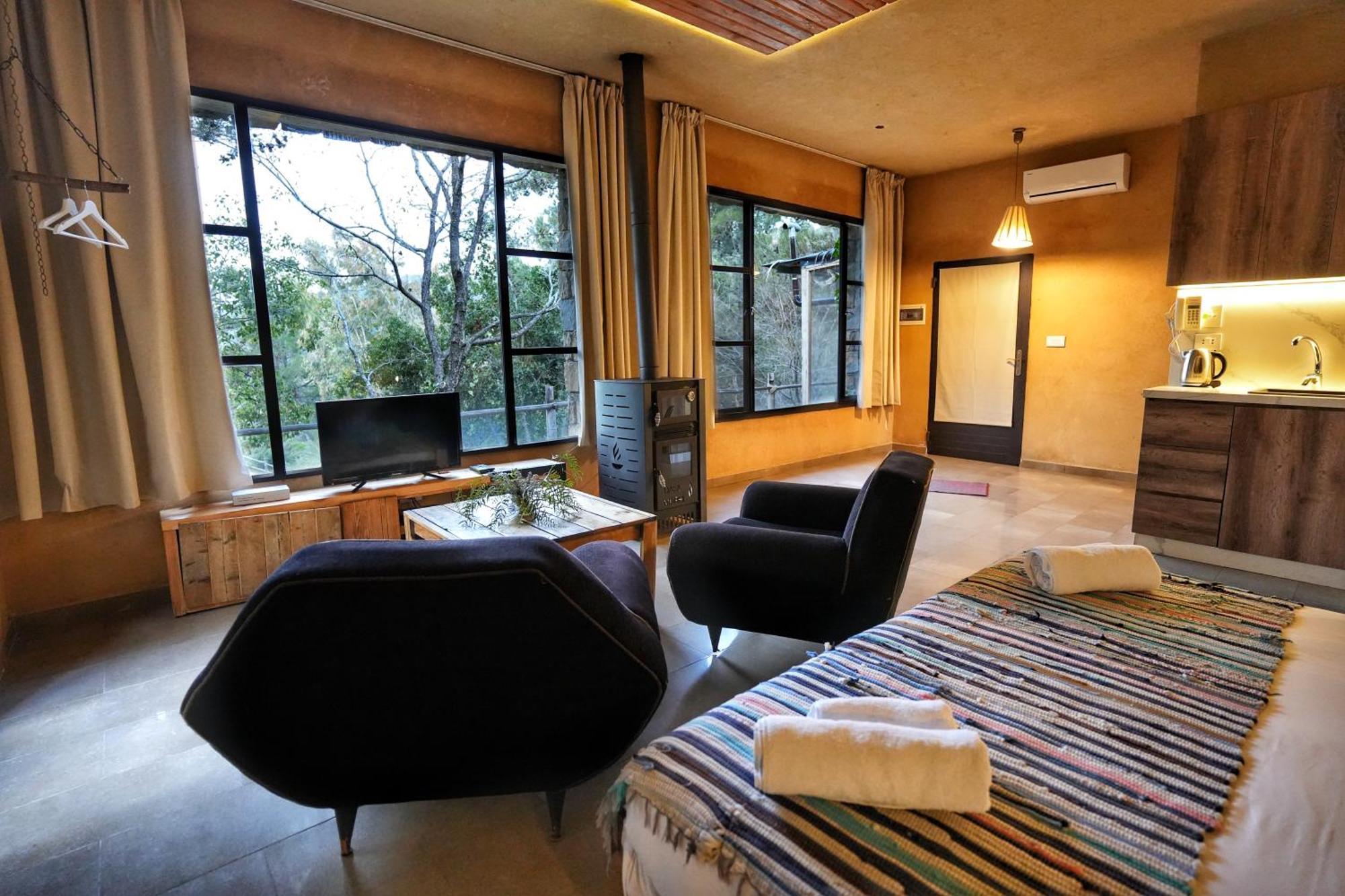 Jezzîne 블루 제이 밸리 B&B 외부 사진