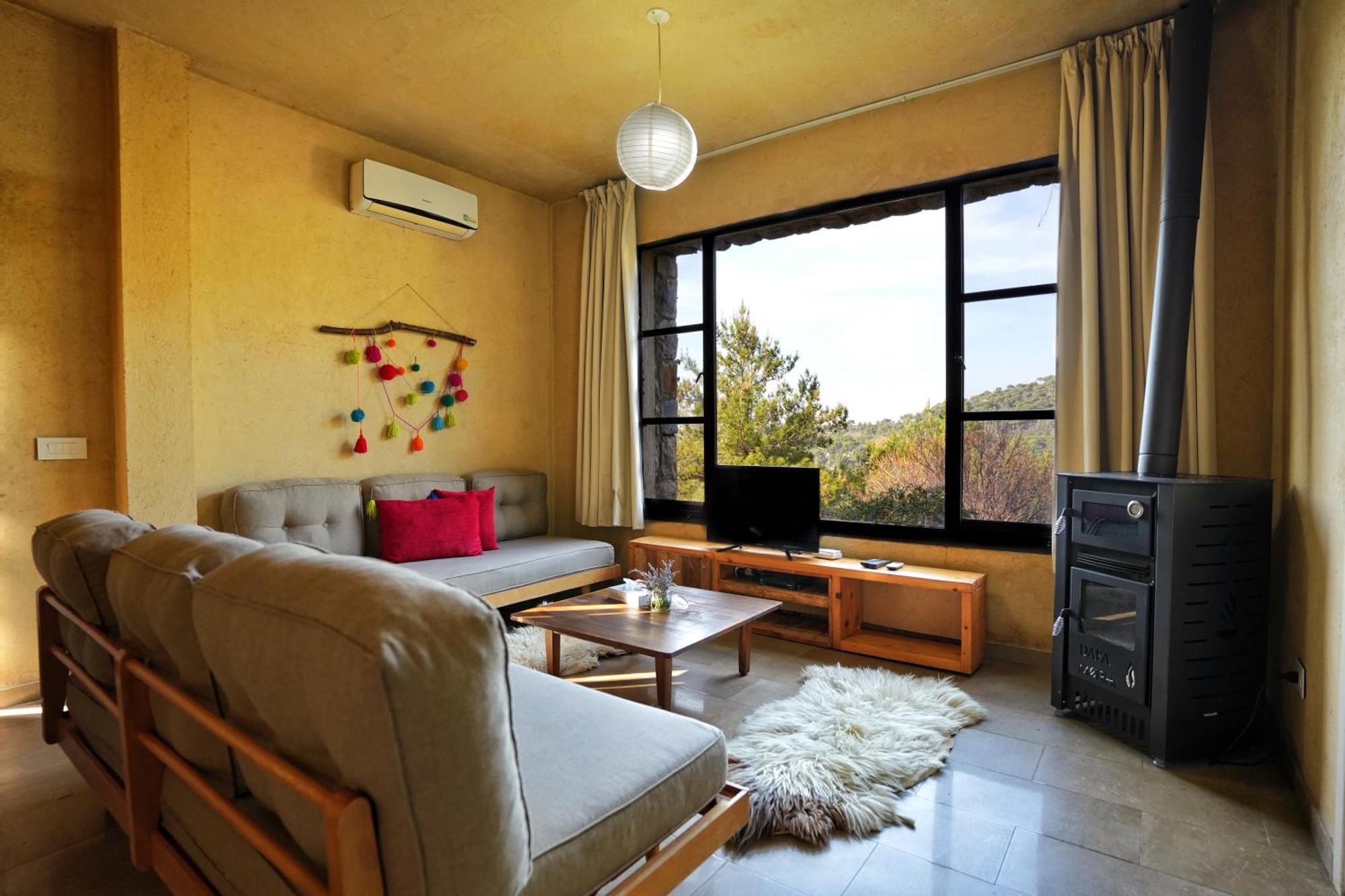 Jezzîne 블루 제이 밸리 B&B 외부 사진