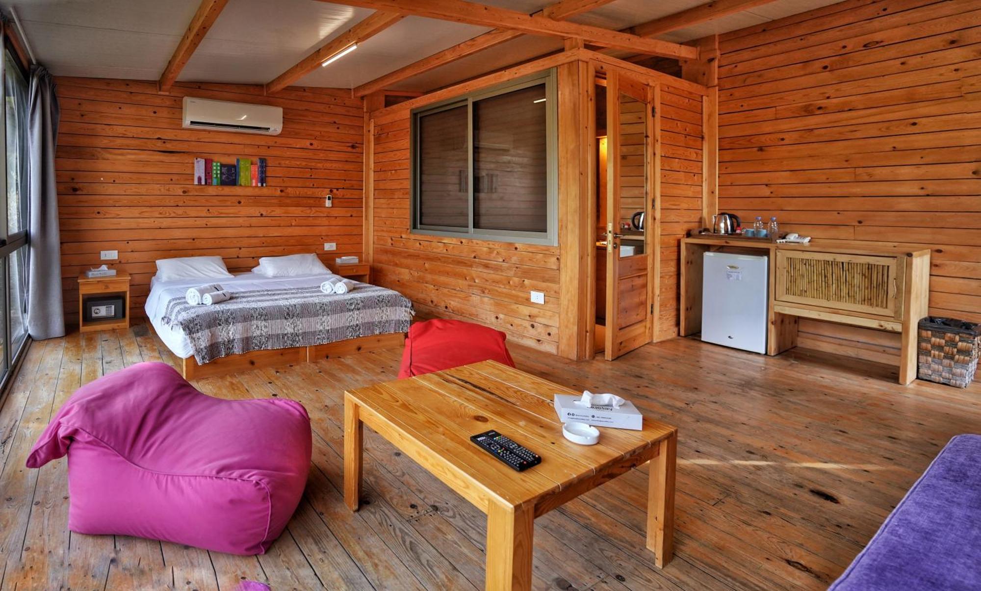 Jezzîne 블루 제이 밸리 B&B 외부 사진