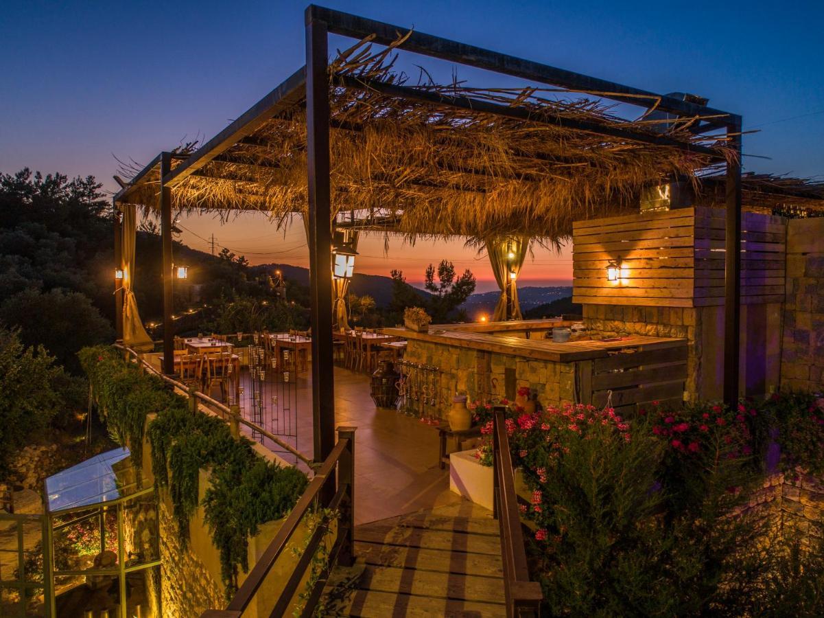 Jezzîne 블루 제이 밸리 B&B 외부 사진